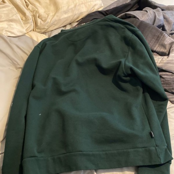 Green sweater live fit - Picture 3 of 3